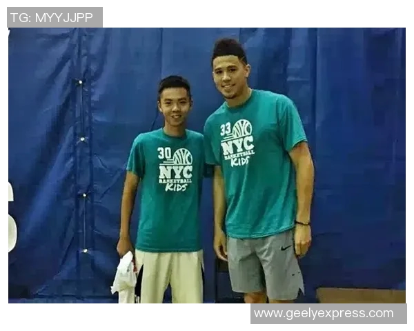 方硕的崛起之路：从默默无闻到篮球场上的闪耀明星