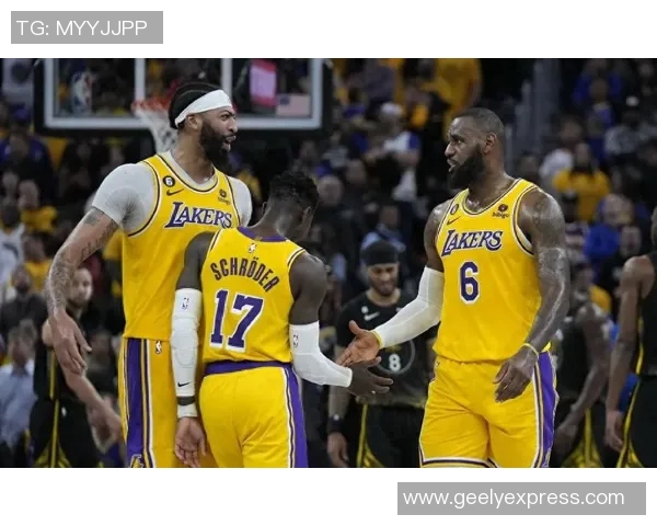 湖人对决国王精彩直播全程回顾与赛后分析 湖人对决国王精彩直播全程回顾与赛后分析