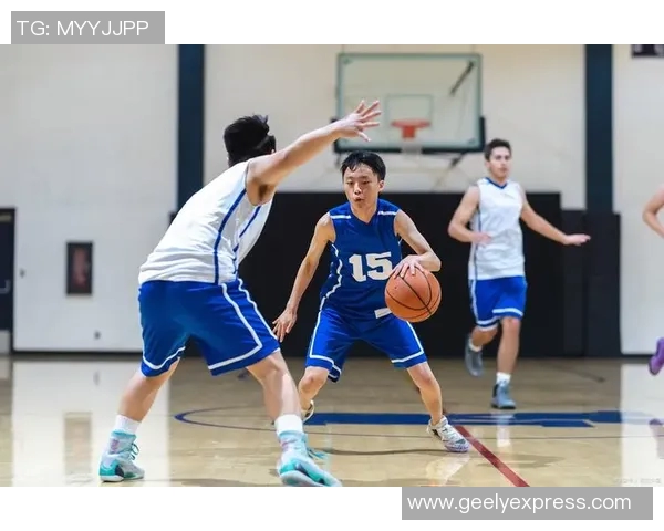 范子铭的篮球之路：从青涩少年到职业球员的成长历程与奋斗故事