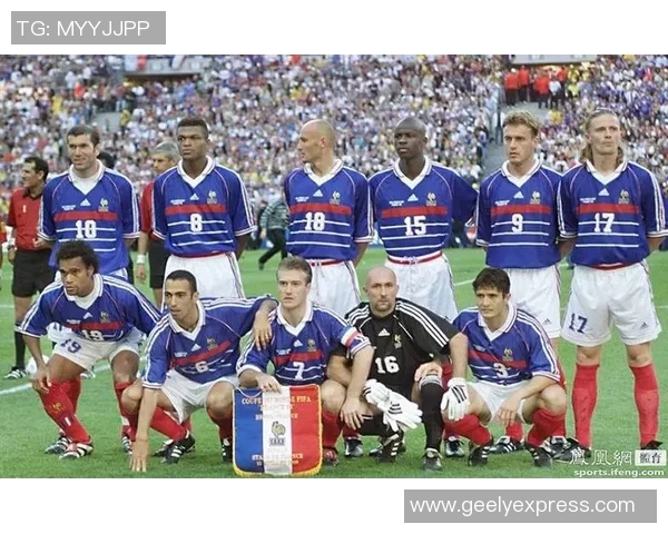 1998年世界杯决赛回顾：法国与巴西的巅峰对决与历史瞬间