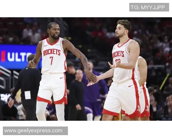 2018年NBA总决赛骑士与火箭全场精彩对决回顾与分析