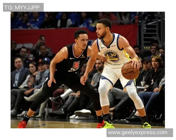 22雷霆与勇士精彩对决回放全场亮点与关键时刻分析 22雷霆与勇士精彩对决回放全场亮点与关键时刻分析