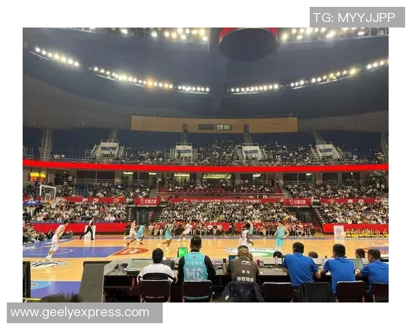 CBA广东队与青岛队精彩对决全程视频回顾与精彩瞬间分享 CBA广东队与青岛队精彩对决全程视频回顾与精彩瞬间分享