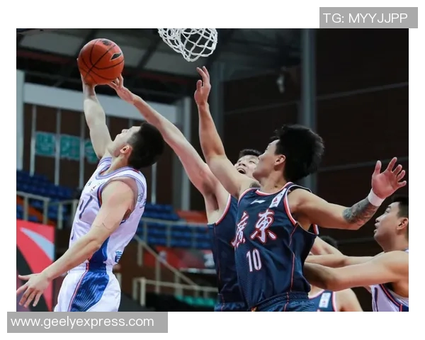 任骏飞领衔球队奋战新赛季展现拼搏精神与卓越表现